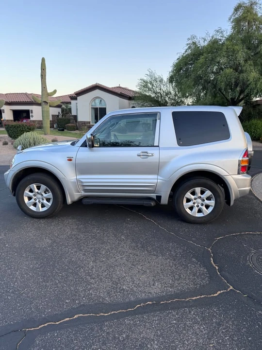 2000 Mitsubishi Pajero/Montero 3rd Gen - Image 5 of 20