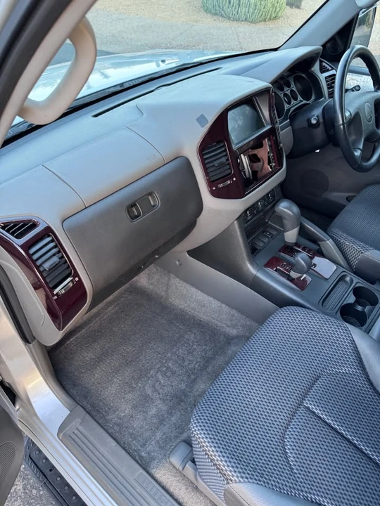 2000 Mitsubishi Pajero/Montero 3rd Gen - Image 15 of 20