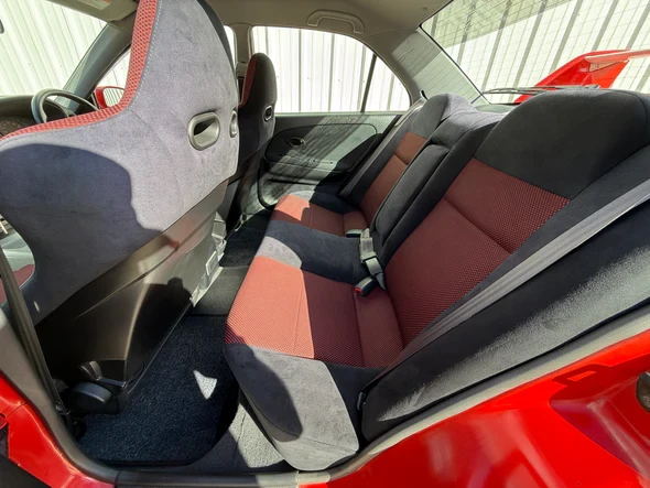 2000 Mitsubishi Lancer Evolution VI 6th Gen - Image 13 of 20