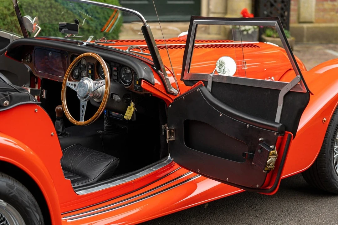 2000 Morgan Plus 8 - Image 19 of 30