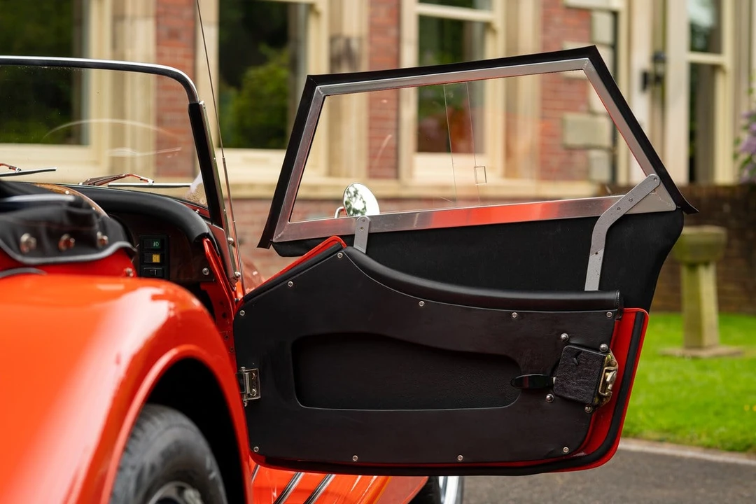 2000 Morgan Plus 8 - Image 17 of 30