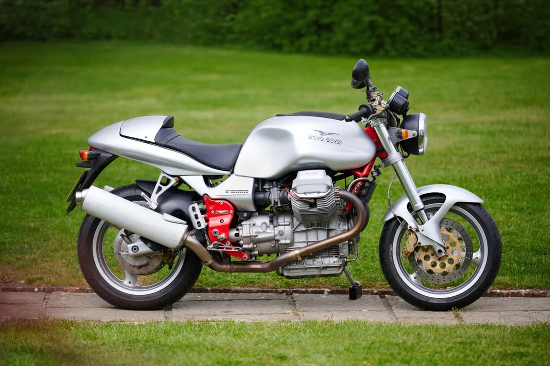 2000 Moto Guzzi - Image 27 of 30