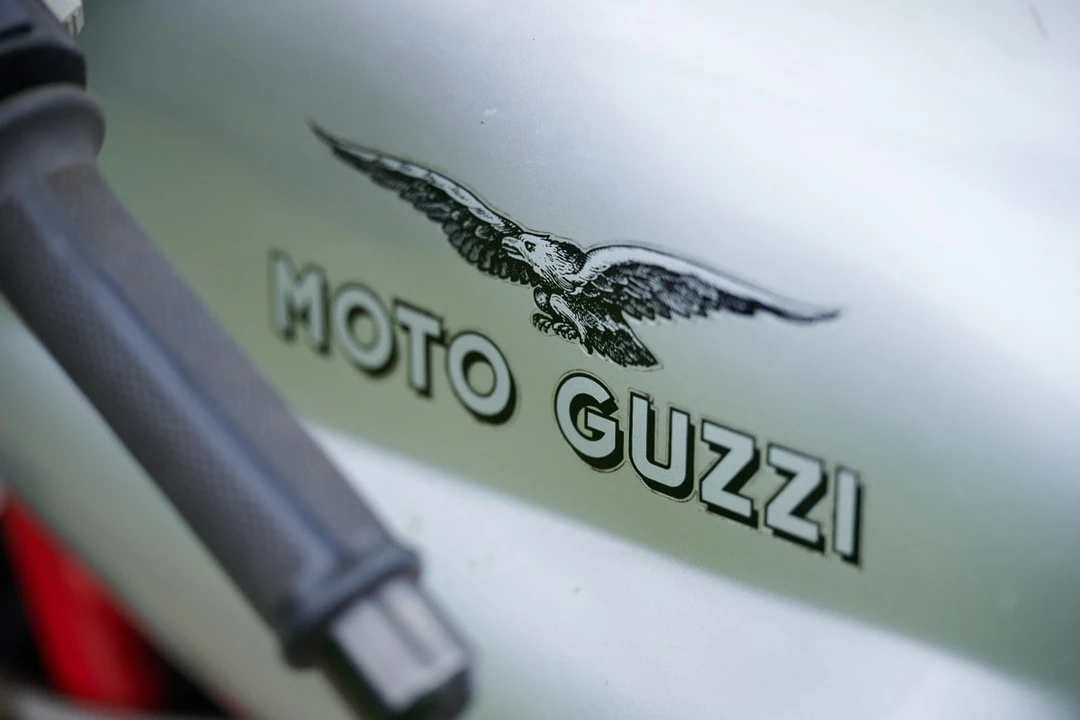 2000 Moto Guzzi - Image 13 of 30