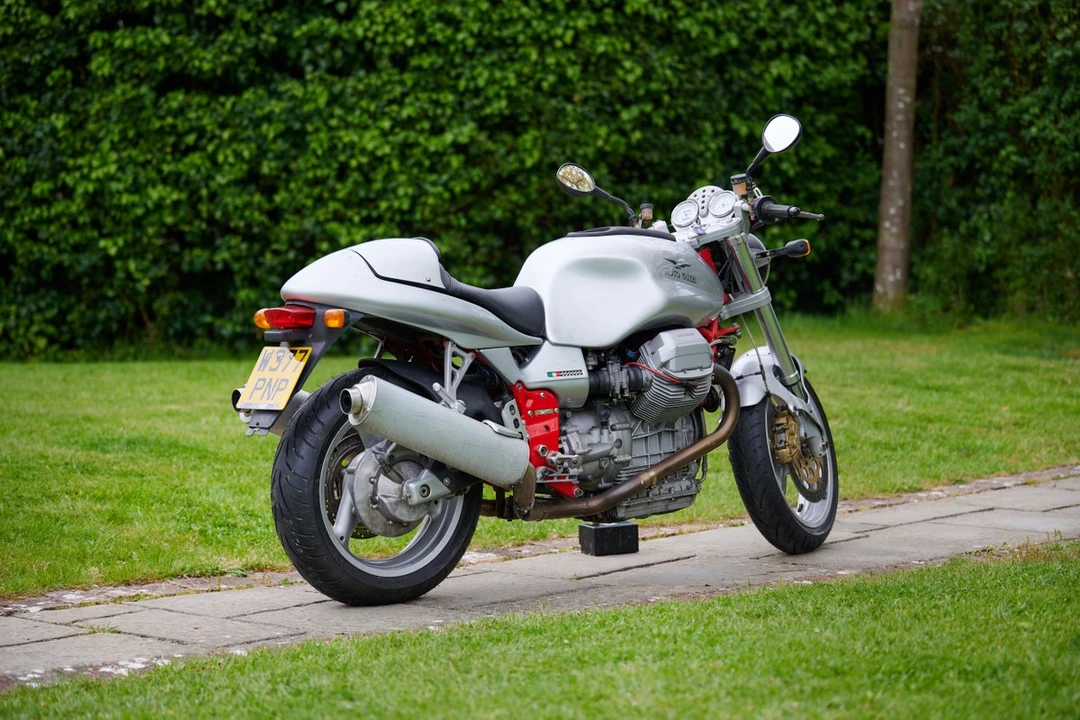 2000 Moto Guzzi - Image 6 of 31
