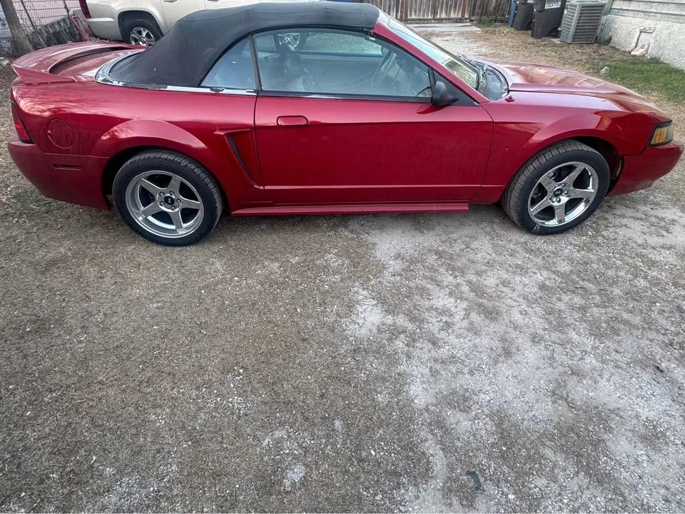 2000 Ford SN95 Mustang - Image 3 of 9