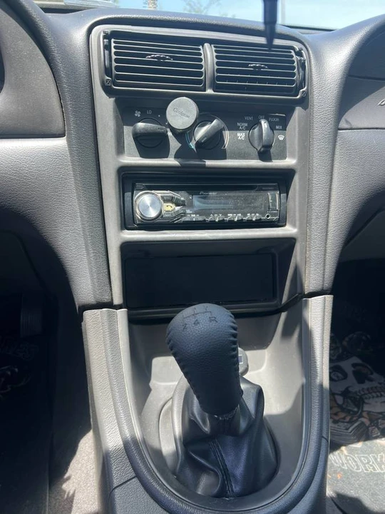 2000 Ford SN95 Mustang - Image 13 of 16
