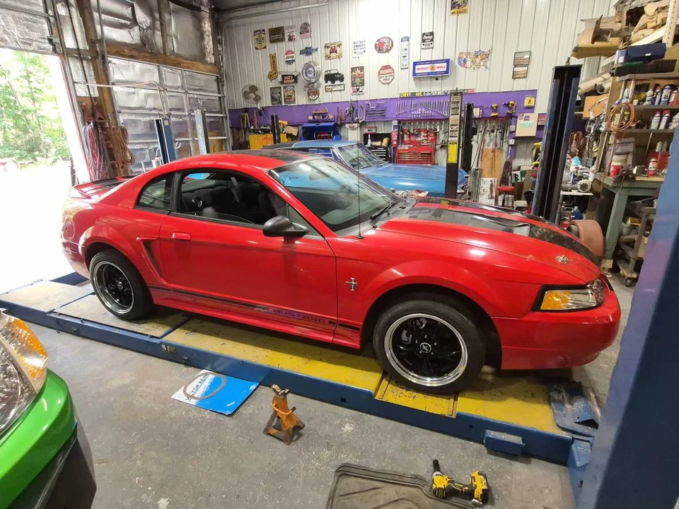 2000 Ford SN95 Mustang - Image 4 of 9