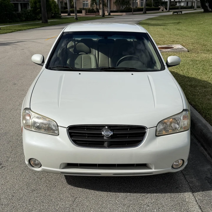 2000 Nissan Maxima 5th Gen - Image 4 of 12
