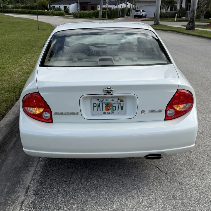 2000 Nissan Maxima 5th Gen - Image 10 of 12
