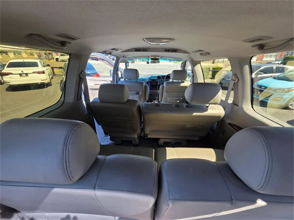 2000 Nissan Elgrand 1st Gen - Image 15 of 24