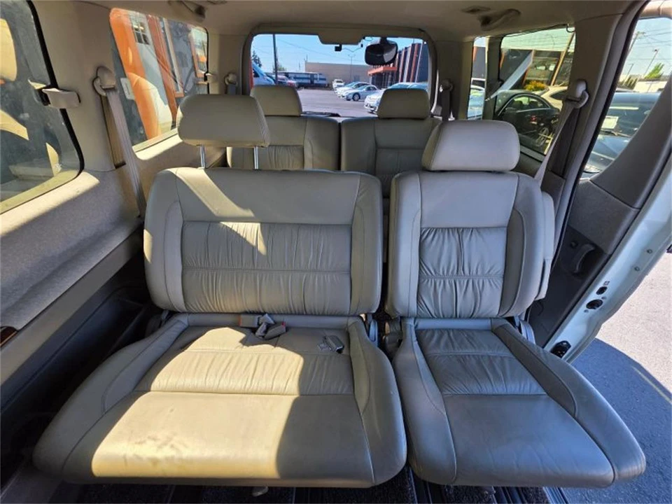 2000 Nissan Elgrand 1st Gen - Image 16 of 24