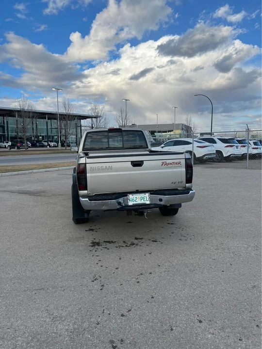2000 Nissan Frontier 1st Gen - Image 3 of 7