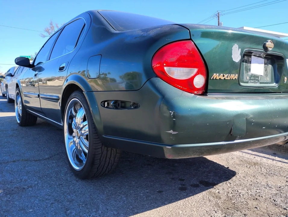 2000 Nissan Maxima 5th Gen - Image 3 of 7