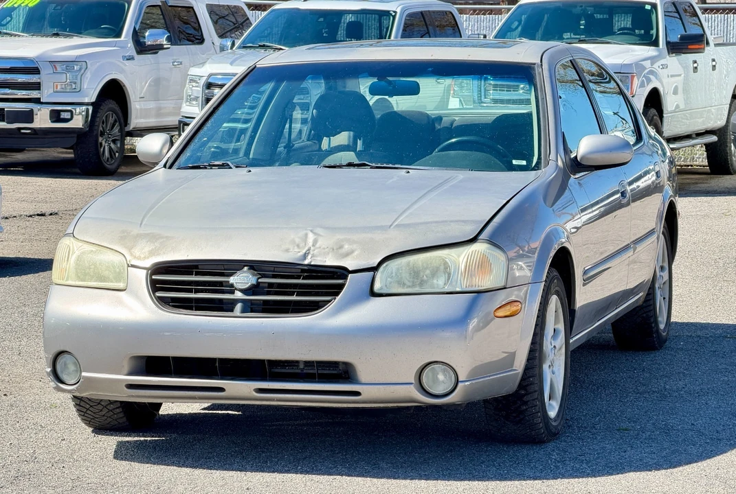 2000 Nissan Maxima 5th Gen - Image 4 of 21