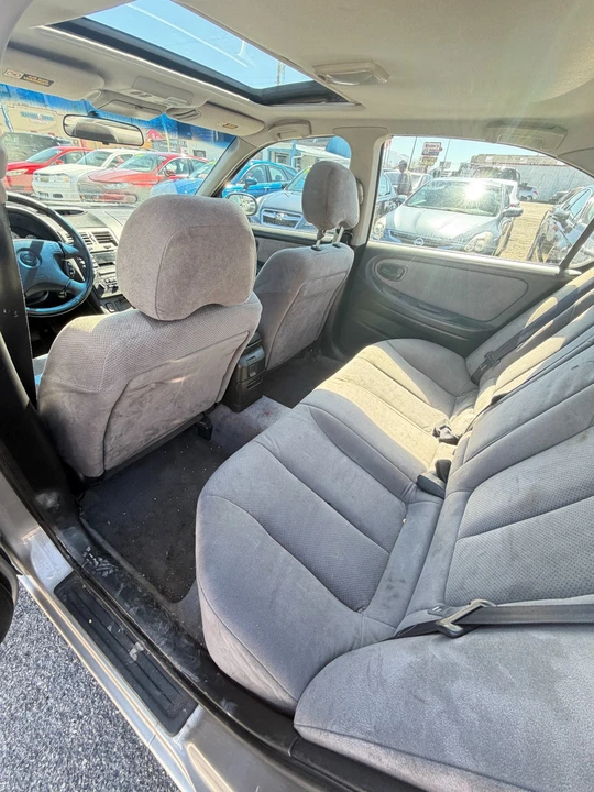 2000 Nissan Maxima 5th Gen - Image 19 of 21