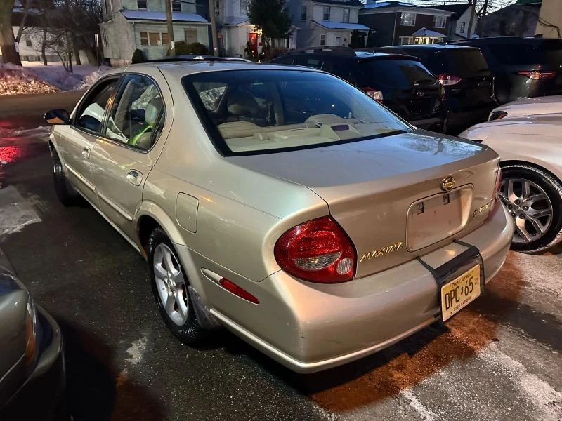 2000 Nissan Maxima 5th Gen - Image 4 of 12