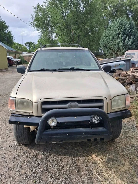 2000 Nissan Pathfinder 2nd Gen - Image 9 of 10