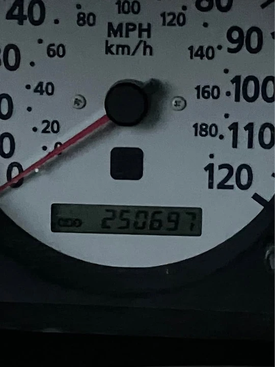 2000 Nissan Pathfinder 2nd Gen - Image 12 of 16
