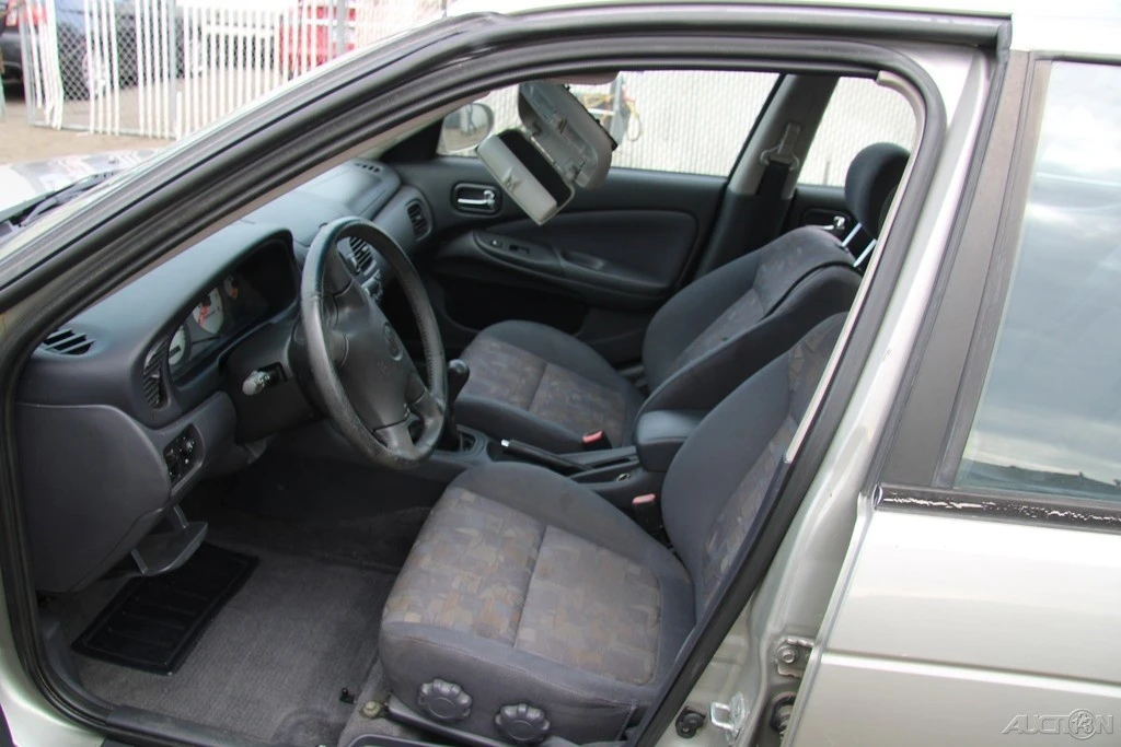 2000 Nissan Sentra 5th Gen - Image 12 of 21