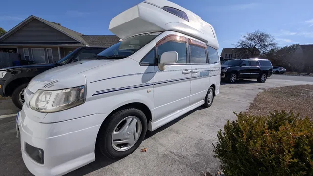 2000 Nissan Serena AUTECH
