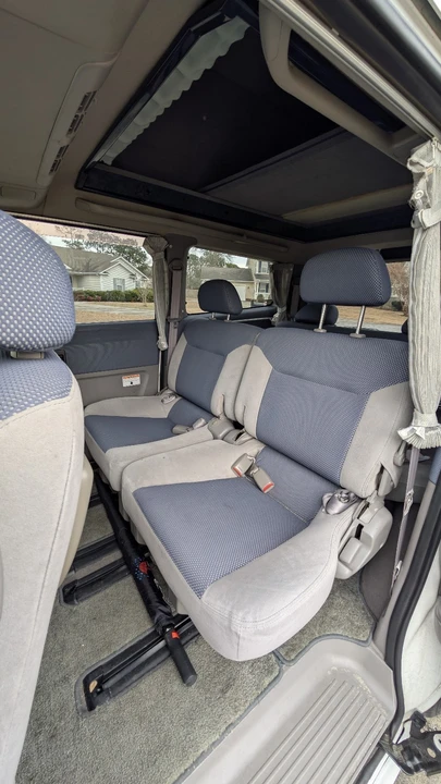 2000 Nissan Serena 2nd Gen - Image 24 of 31