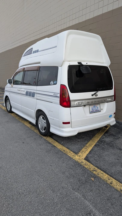 2000 Nissan Serena 2nd Gen - Image 7 of 21