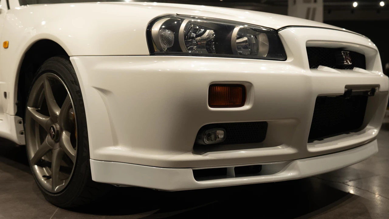 2000 Nissan R34 Skyline GT-R 10th Gen - Image 18 of 31