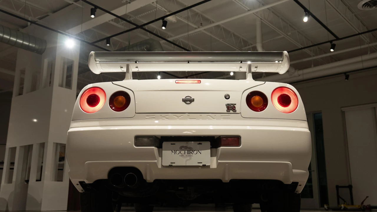 2000 Nissan R34 Skyline GT-R 10th Gen - Image 12 of 31