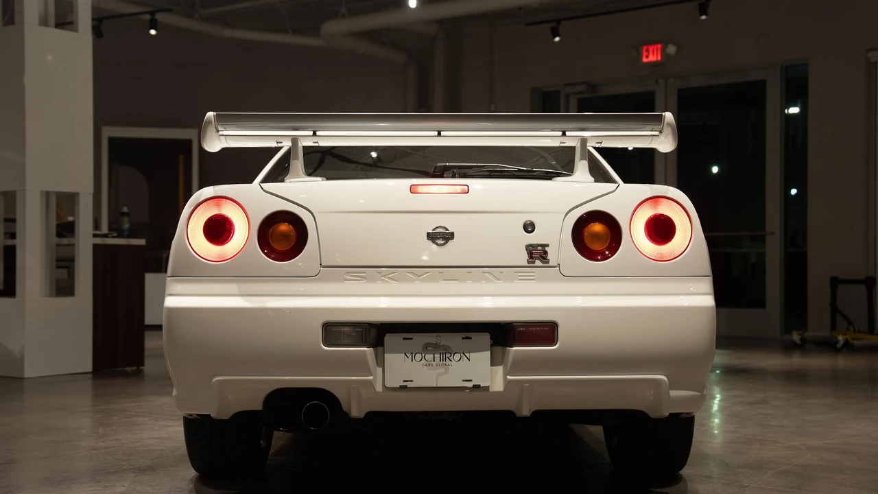 2000 Nissan R34 Skyline GT-R 10th Gen - Image 11 of 31