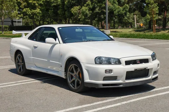 2000 Nissan Skyline GT-R