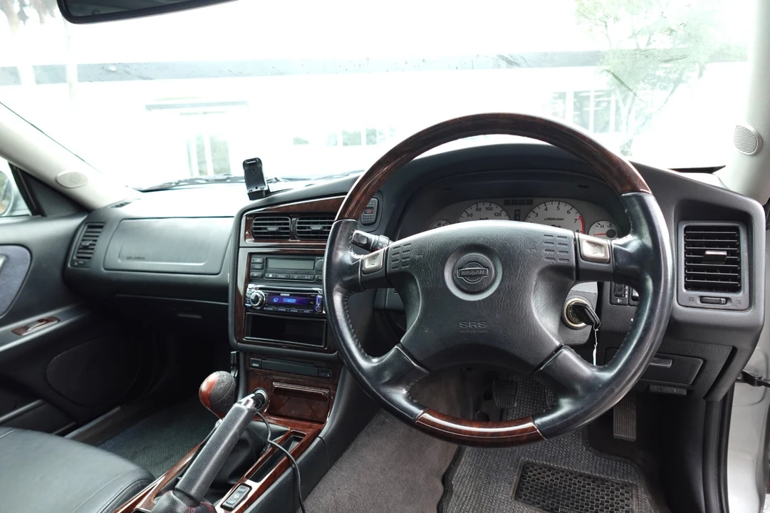 2000 Nissan Stagea 2nd Gen - Image 16 of 20