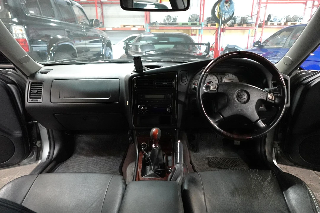 2000 Nissan Stagea 1st Gen - Image 20 of 26
