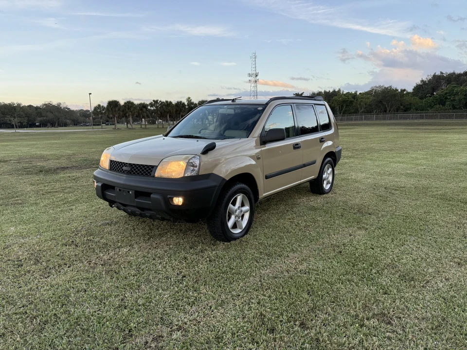 2000 Nissan - Image 6 of 31