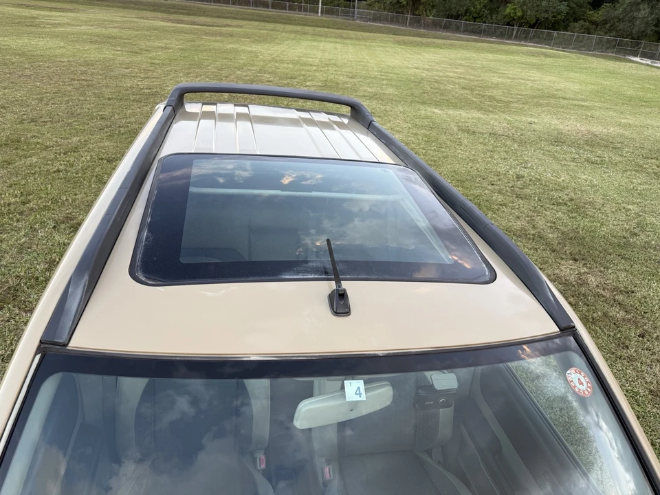 2000 Nissan - Image 13 of 21