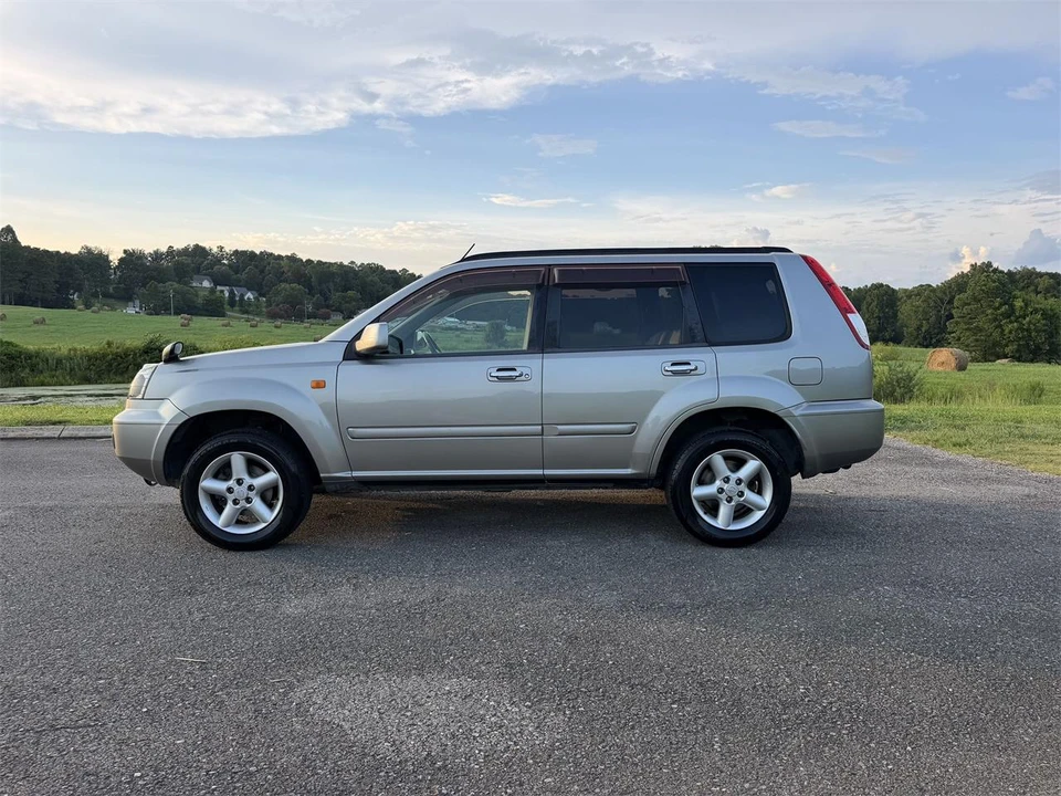 2000 Nissan Xterra 1st Gen - Image 4 of 31