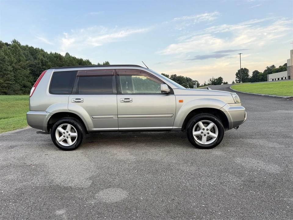 2000 Nissan Xterra 1st Gen - Image 11 of 31