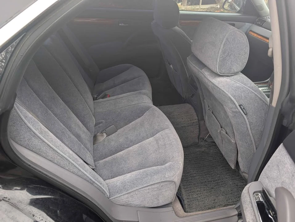 2000 Nissan Cedric 10th Gen - Image 5 of 8