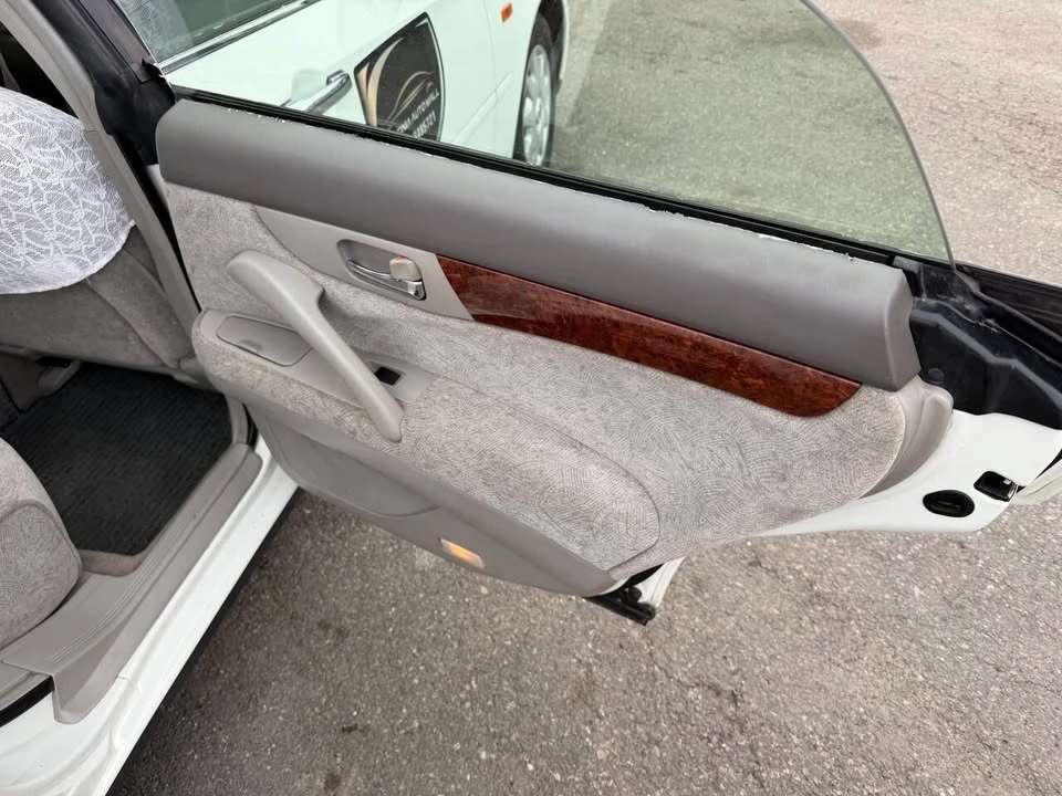 2000 Nissan Cedric 10th Gen - Image 18 of 20