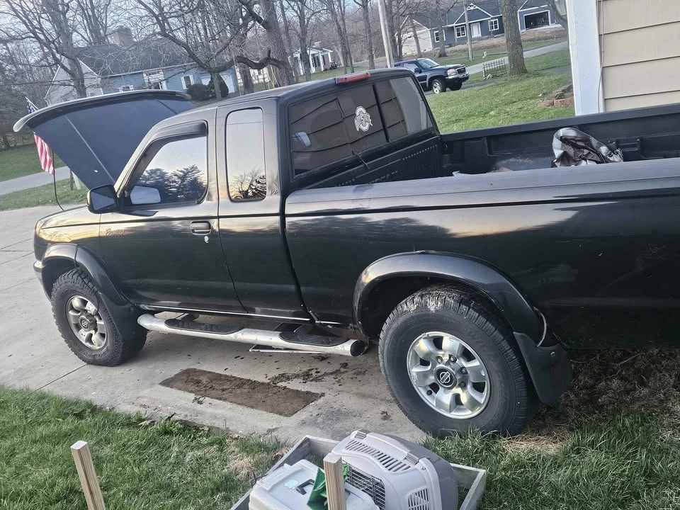 2000 Nissan Frontier 1st Gen - Image 2 of 7