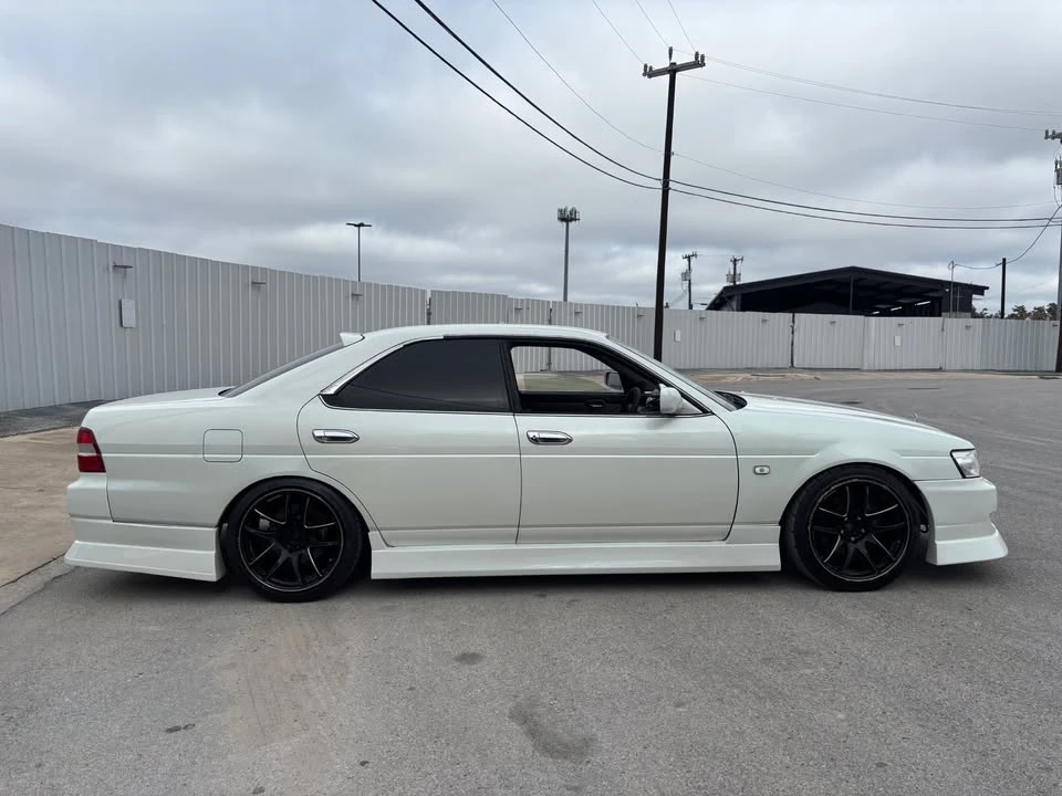 2000 Nissan Laurel 8th Gen - Image 9 of 19