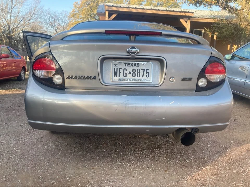 2000 Nissan Maxima 5th Gen - Image 8 of 17