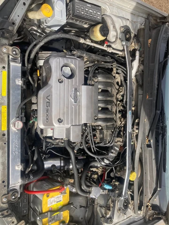 2000 Nissan Maxima 5th Gen - Image 12 of 17