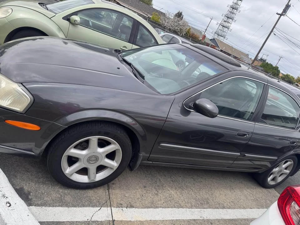 2000 Nissan Maxima 5th Gen - Image 5 of 5