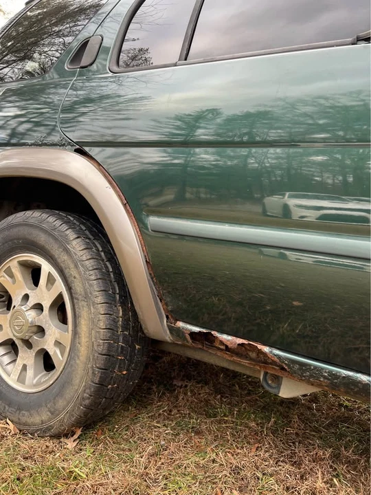 2000 Nissan Pathfinder 2nd Gen - Image 14 of 19