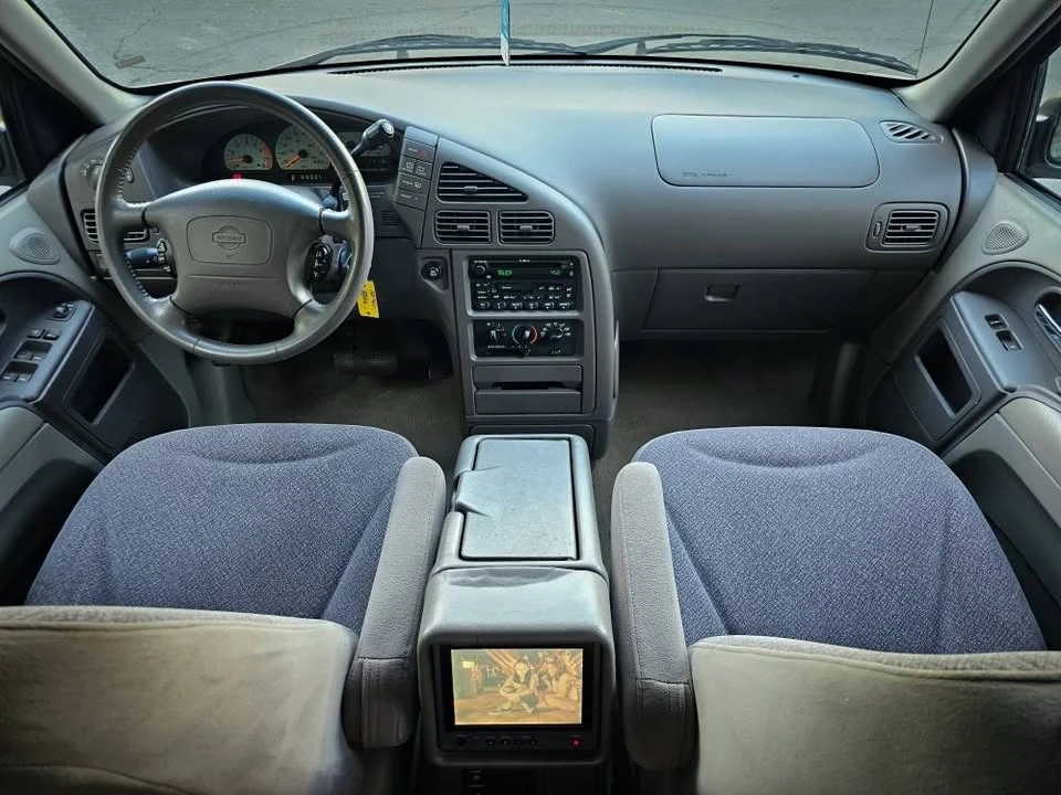 2000 Nissan Quest - Image 8 of 20