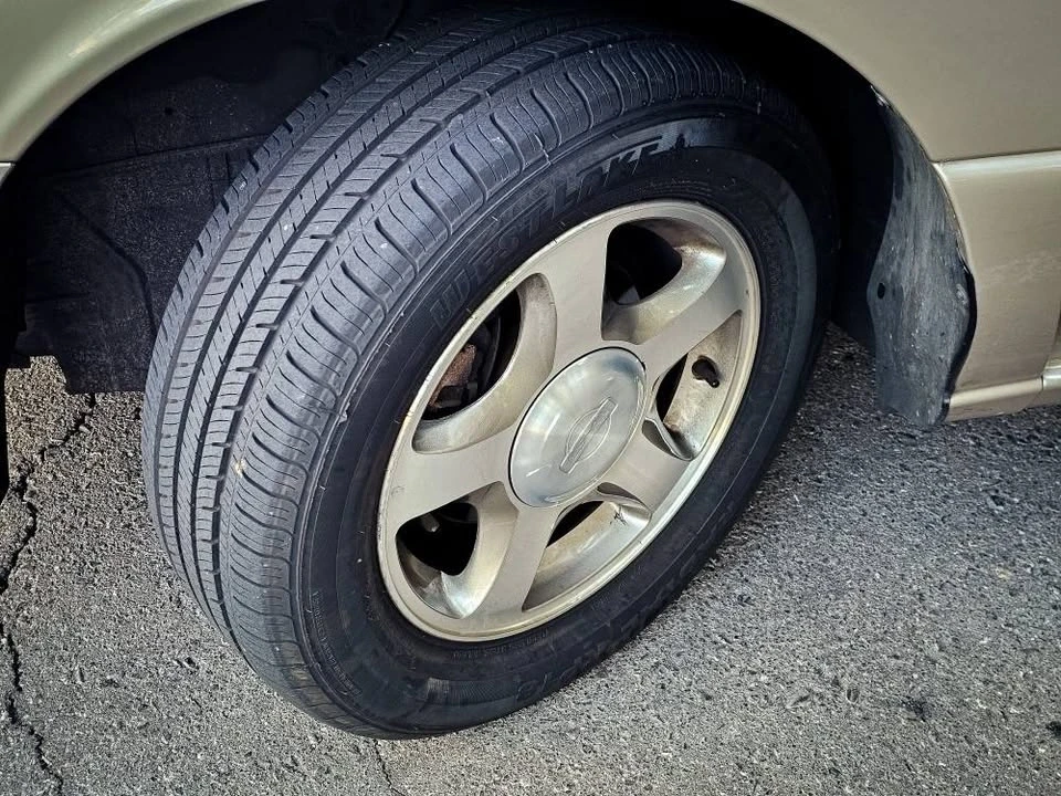 2000 Nissan Quest - Image 6 of 20
