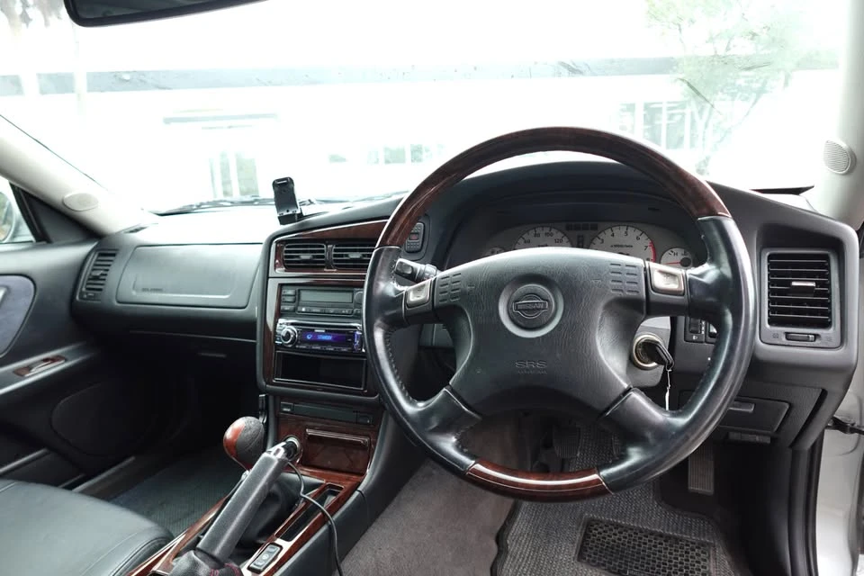 2000 Nissan Stagea 1st Gen - Image 16 of 20