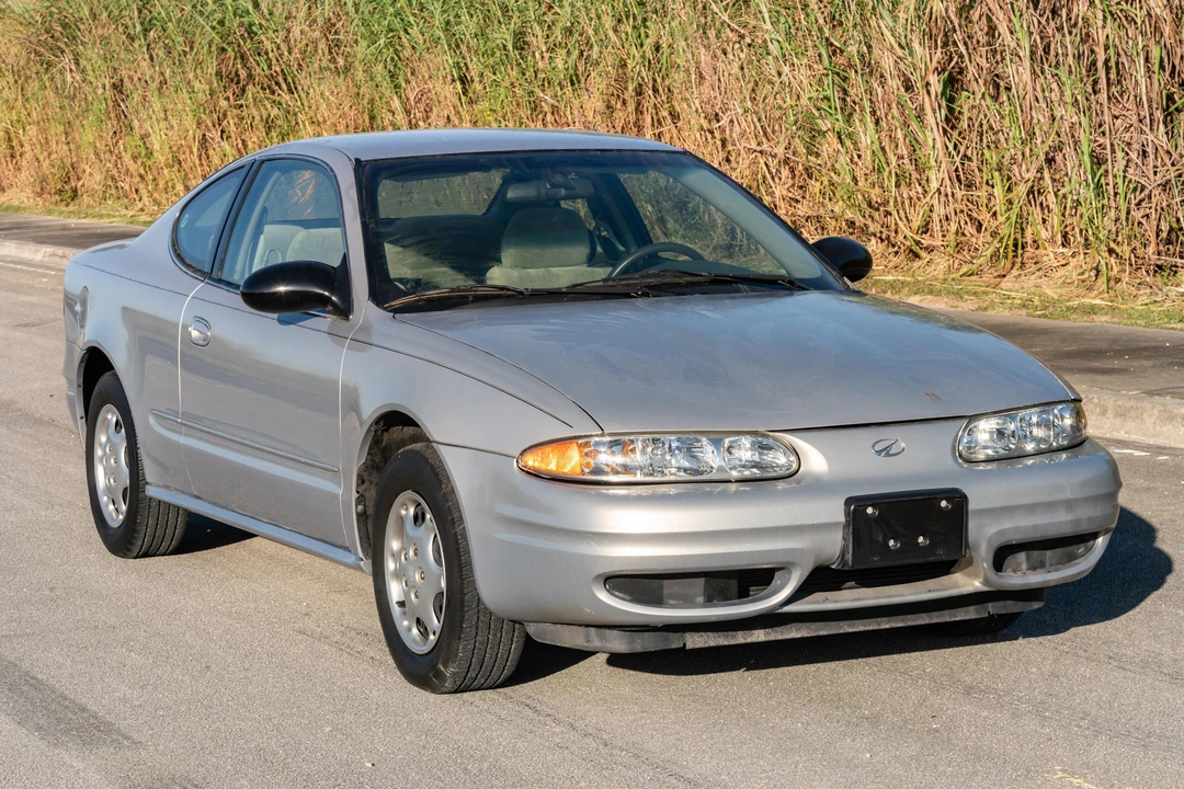 2000 Oldsmobile Alero - Image 7 of 31