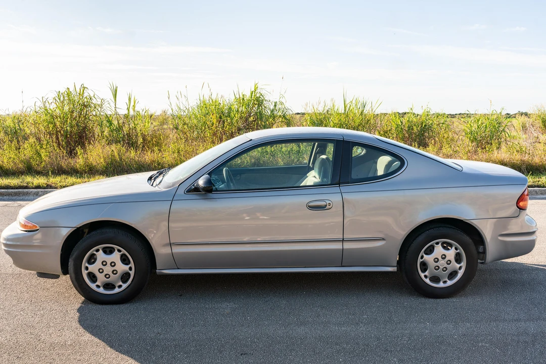 2000 Oldsmobile Alero - Image 6 of 31
