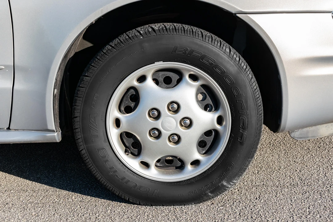 2000 Oldsmobile Alero - Image 29 of 31